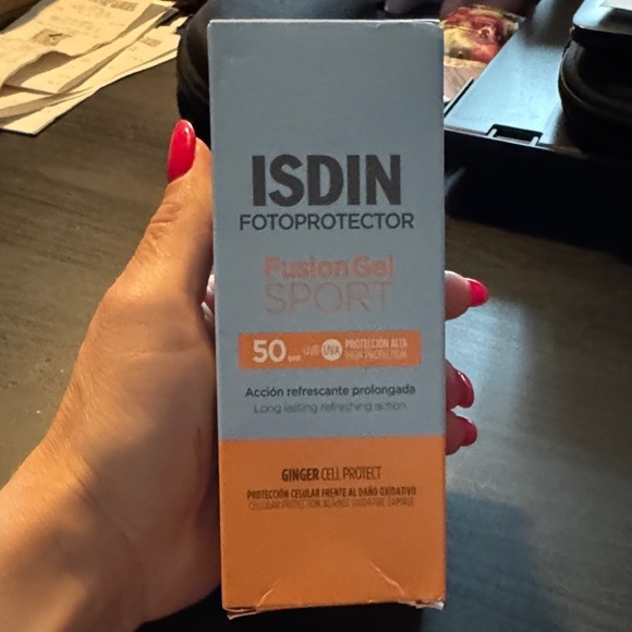 ISDIN Other - Fotoprotector Fusion Gel Sport SPF 50 - Blue and Orange